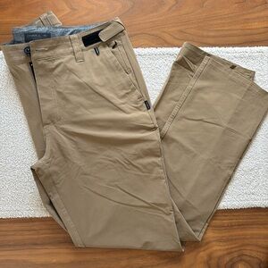 NEW O’Neill traveler pant - men’s medium